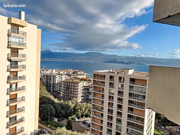 Appartement 1 pièce 33 m²