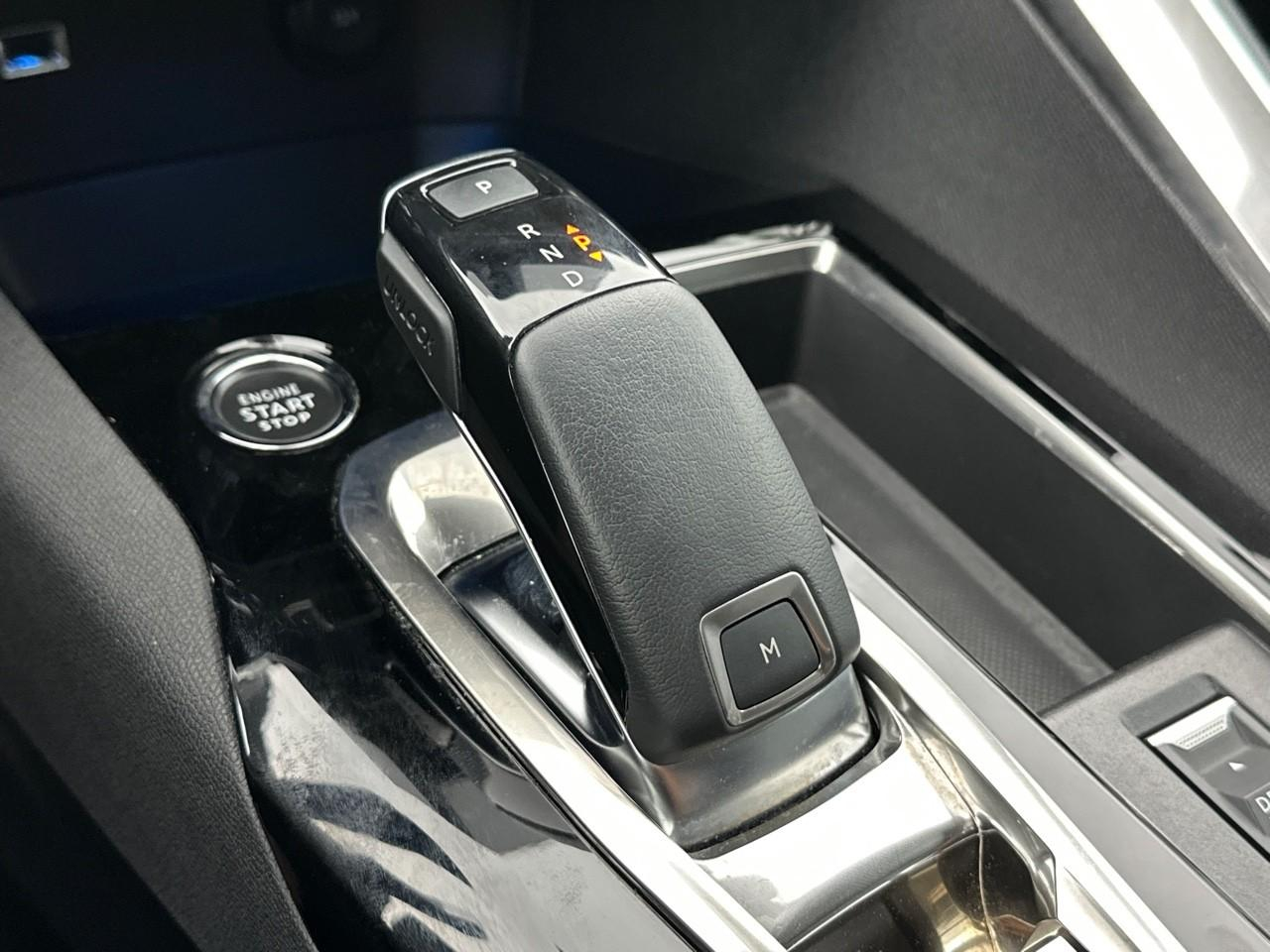 Peugeot 3008 puretech 130ch s&s eat8 allure pack — photo 30