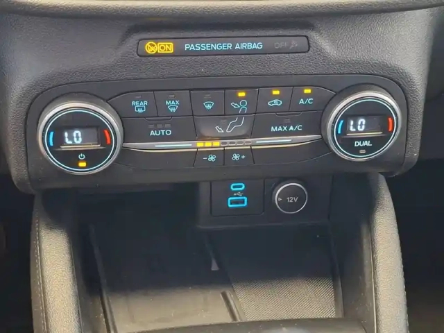 Ford Kuga 2.0 ecoblue 150 mhev s&amp;s bvm6 — photo 13