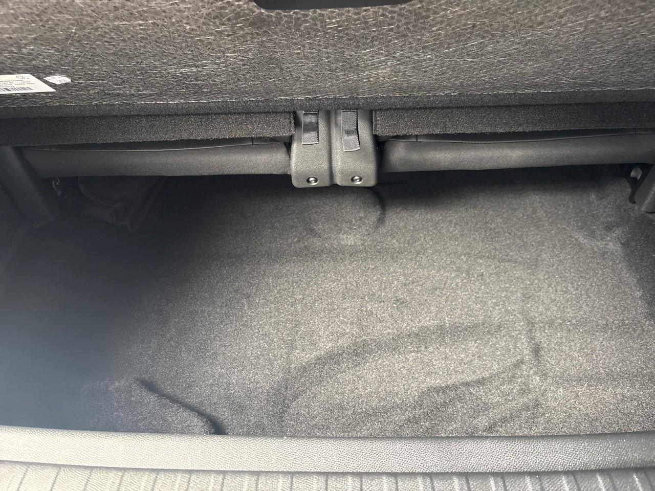 Peugeot 5008 hybrid 145 ch e-dcs6 gt — photo 15