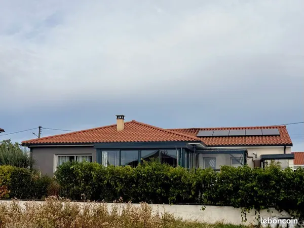 Maison 2015 T4 525 m2