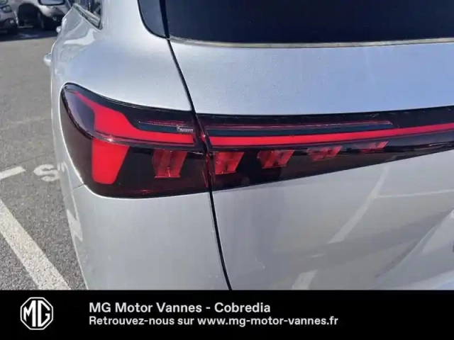 Mg Mgs6 ev 361ch - 77kwh dual motor luxury 4wd — photo 4