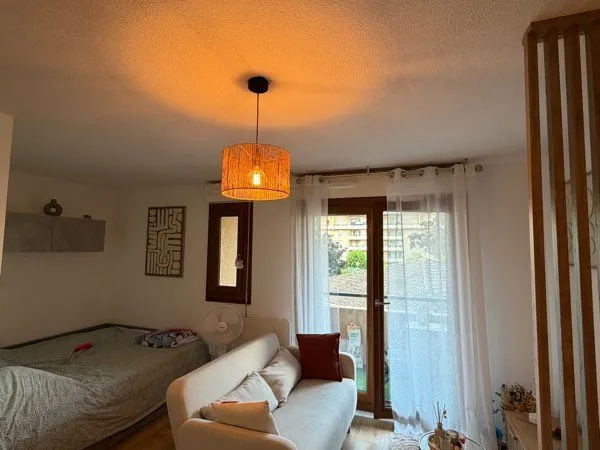 TOULOUSE - RÉSIDENCE LES ARÈNES ROMAINES - STUDIO 27 m² AVEC BALCON ET PARKING
