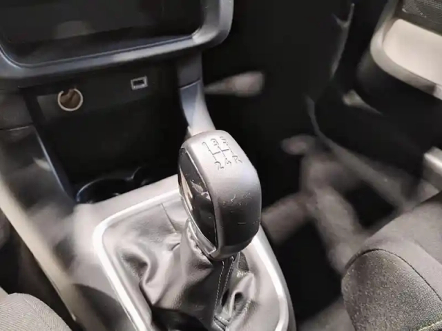 Citroën C3 puretech 83 s&amp;s bvm5 shine — photo 24