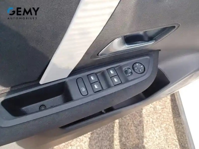 Citroën C4 puretech 130 s&amp;s bvm6 — photo 30