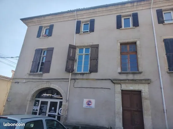 Local commercial 300 m² Pézenas