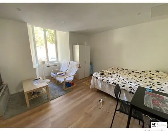 Studio 1 pièce 26 m²