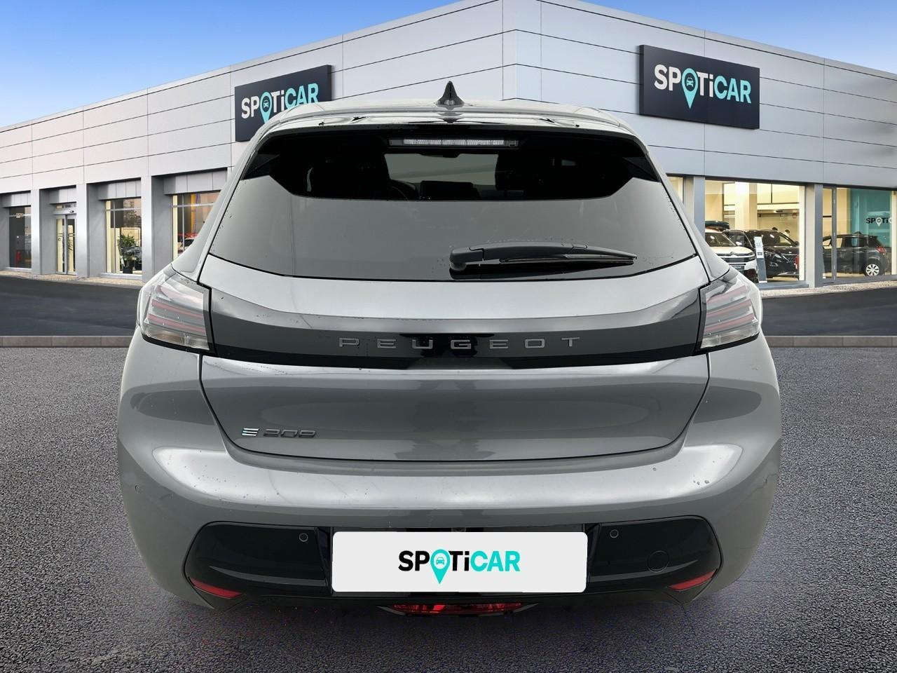 Peugeot 208 electrique 54 kwh 156ch allure — photo 5