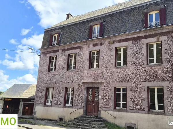 Belle bâtisse sur 3 niveaux