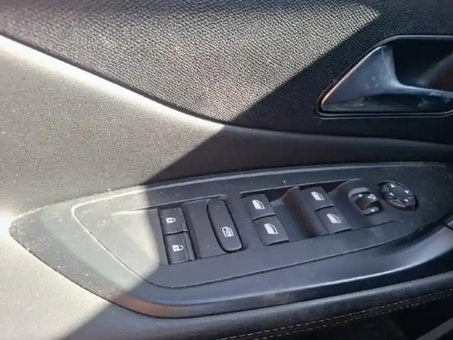 Peugeot 408 puretech 130 ch s&amp;s eat8 — photo 20