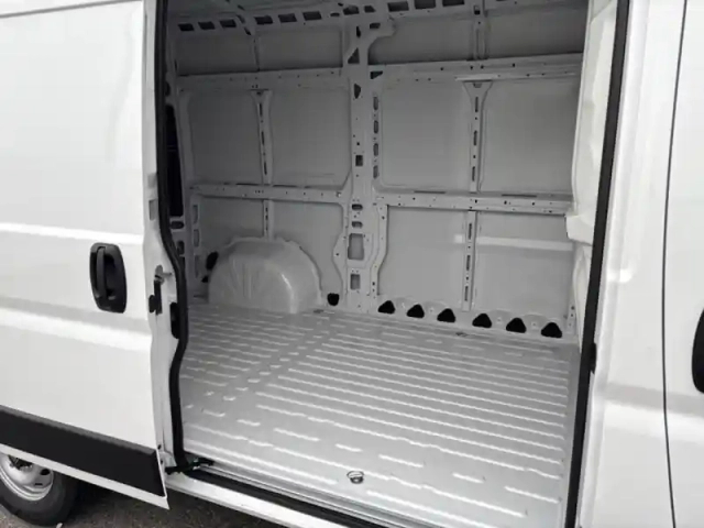 Fiat Ducato fg l2h2 3.3 140ch s&amp;s — photo 10