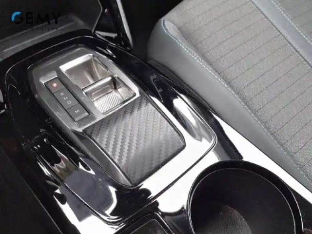 Peugeot 2008 puretech 130 s&amp;s eat8 — photo 52