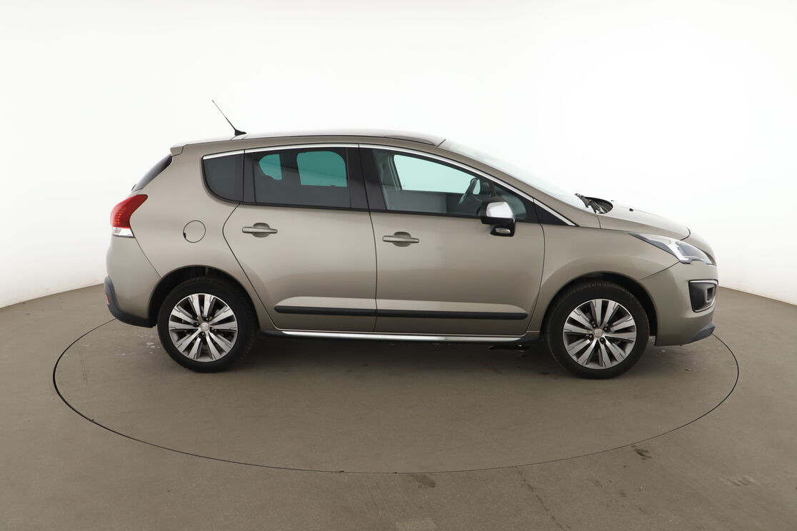 Peugeot 3008 1.6 Blue-HDi Allure — photo 6