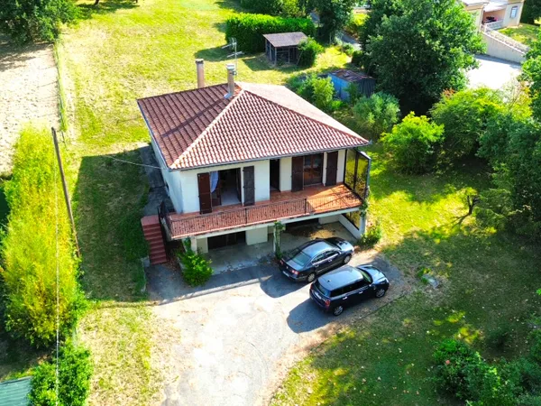 A VENDRE CINTEGABELLE MAISON INDIVIDUELLE T4 AVEC VUE PYRÉNÉES ET GRAND TERRAIN