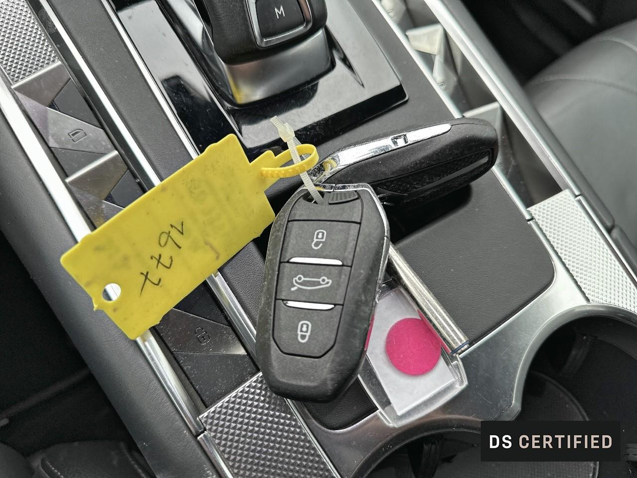 Ds Ds 7 crossback crossback puretech 180 eat8 ligne noire — photo 13