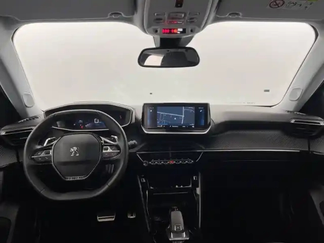 Peugeot 2008 puretech 130 s&amp;s eat8 — photo 30
