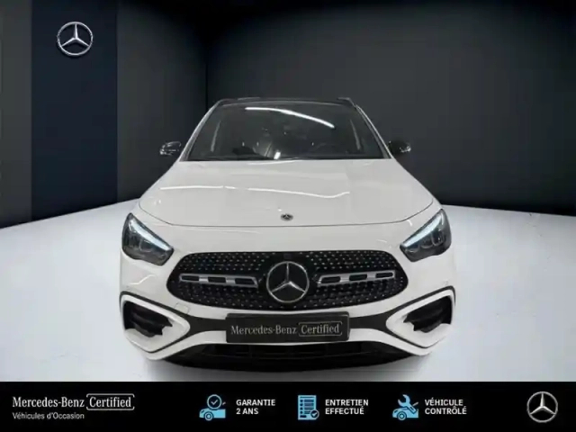 Mercedes Gla 180 d amg line — photo 8