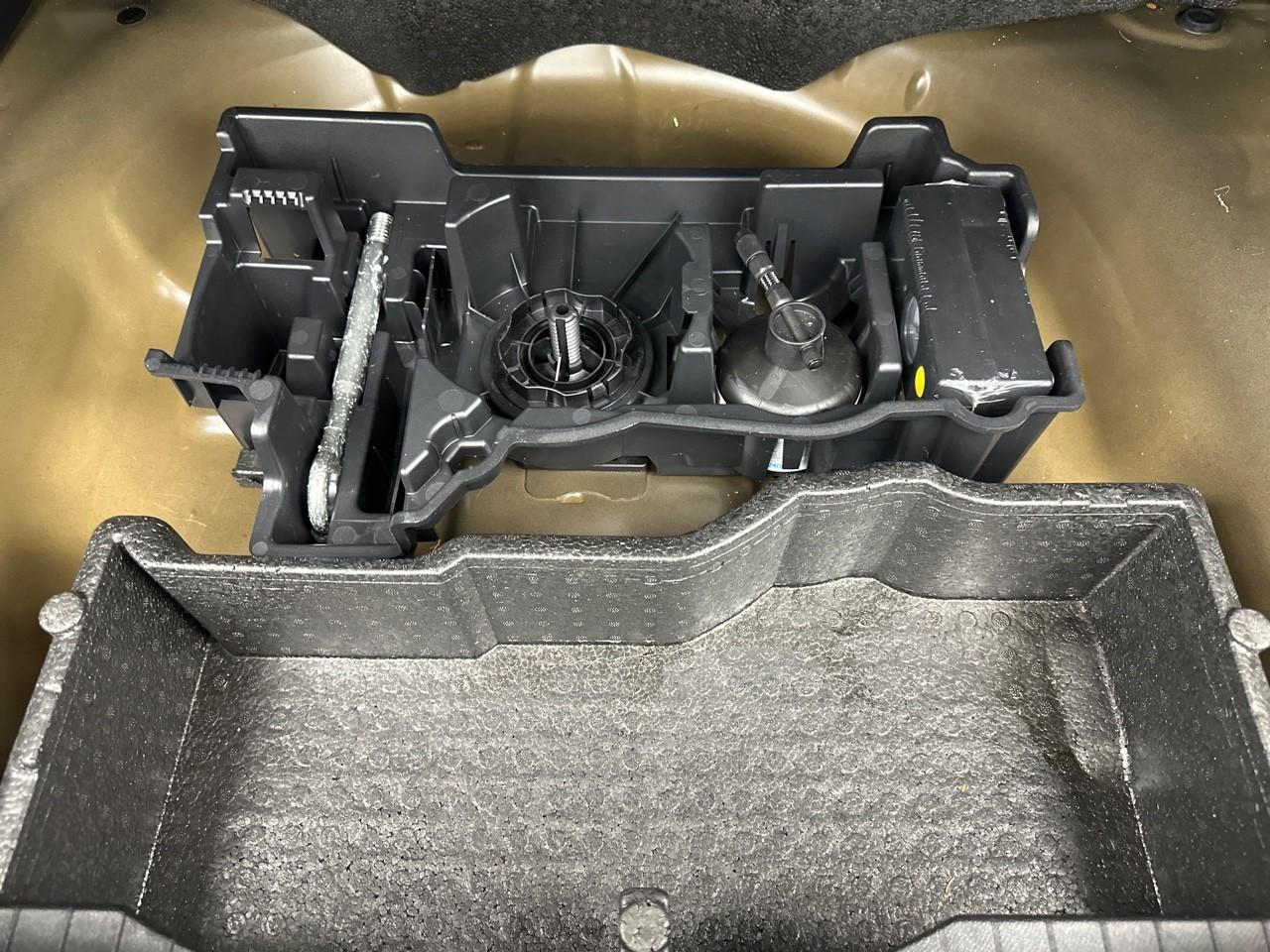 Peugeot 2008 puretech 100 s&s bvm6 style — photo 30