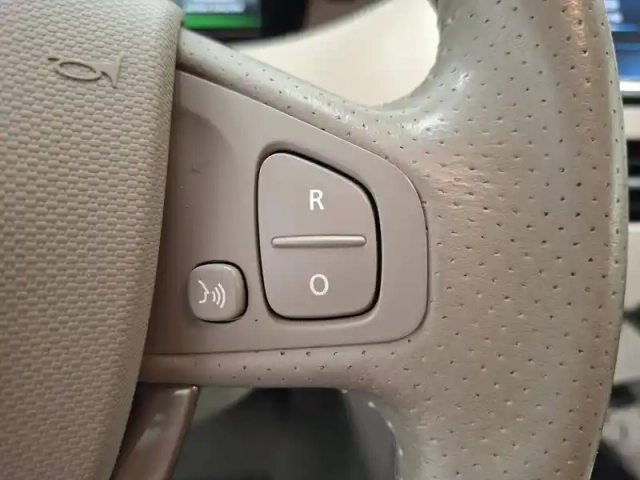 Renault Zoé zoe r90 — photo 35