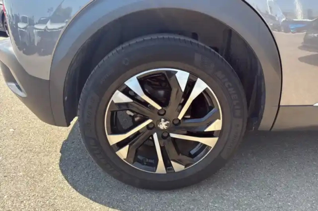Peugeot 2008 puretech 130 s&amp;s eat8 — photo 40