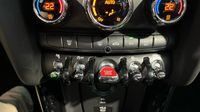 Mini Mini Cooper Camden136ch 1.5i — photo 32