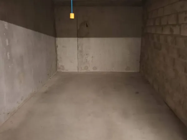 Parking 15 m²