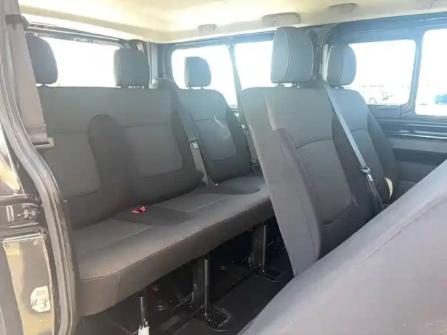 Renault Trafic blue dci 150 — photo 81