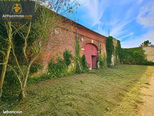 Grange 1 pièce 164 m²