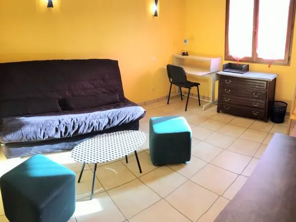 Loue T1 meublé 33m²