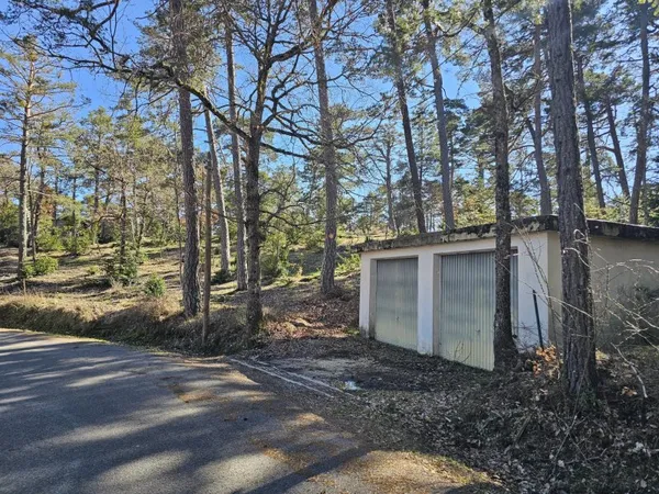 Thorenc – 4 480 m² constructibles avec double garage et possibilité de 2 lots