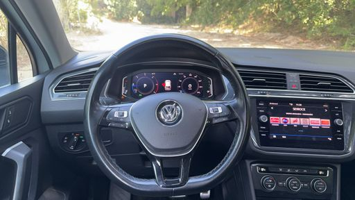 Volkswagen Tiguan 2.0 TDI 150 DSG7 - Black R Line – 2019 – 141284 km – Diesel – Boîte Automatique — photo 47