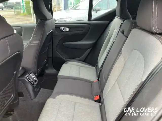 Volvo Xc40 t4 recharge 129+82 ch dct7 — photo 14