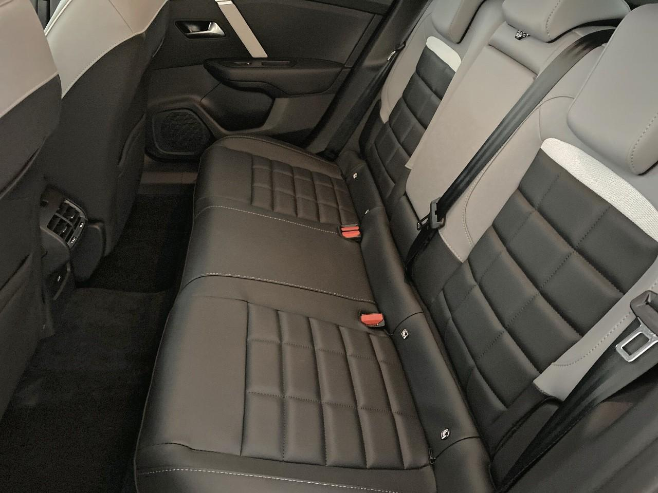 Citroën C4 hybride 145 ch e-dcs6 max — photo 10