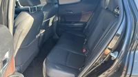 Toyota C-Hr 122h Distinctive 2WD E-CVT — photo 10