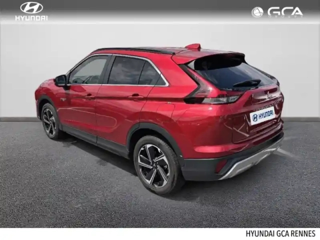 Mitsubishi Eclipse cross 2.4 mivec phev 188ch business 4wd 2023 — photo 2