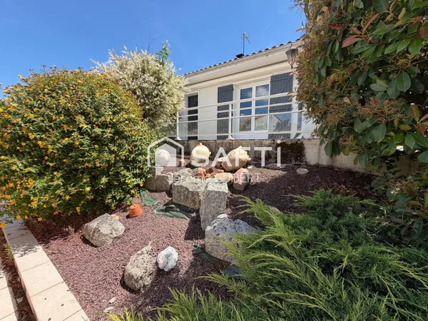 Maison 115 m² - 4 chambres - Sous-sol 100 m² - Terrain 650 m² - Bressuire