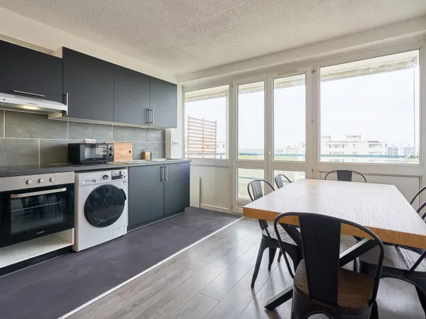 Appartement 7 pièces 128 m²