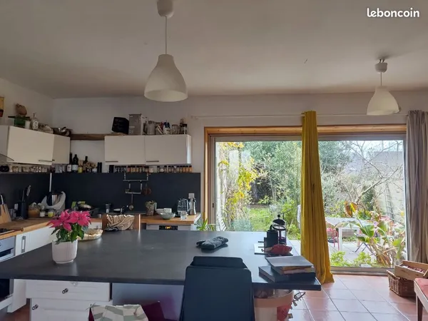 Chambre pour couple dans colocations