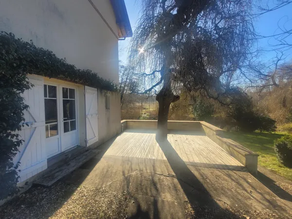 EXCLUSIVITÉ – MAISON DE CARACTÈRE AVEC GRAND JARDIN À POUDENAS