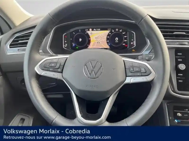 Volkswagen Tiguan allspace 2.0 tdi 150ch life plus dsg7 — photo 22