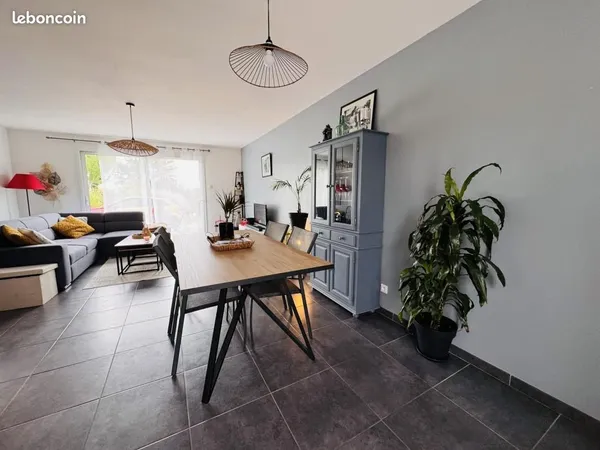 Villa 4 pièces 84 m²