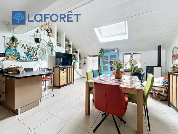 Maison de ville centre de Plouay avec jardin et garage!!!