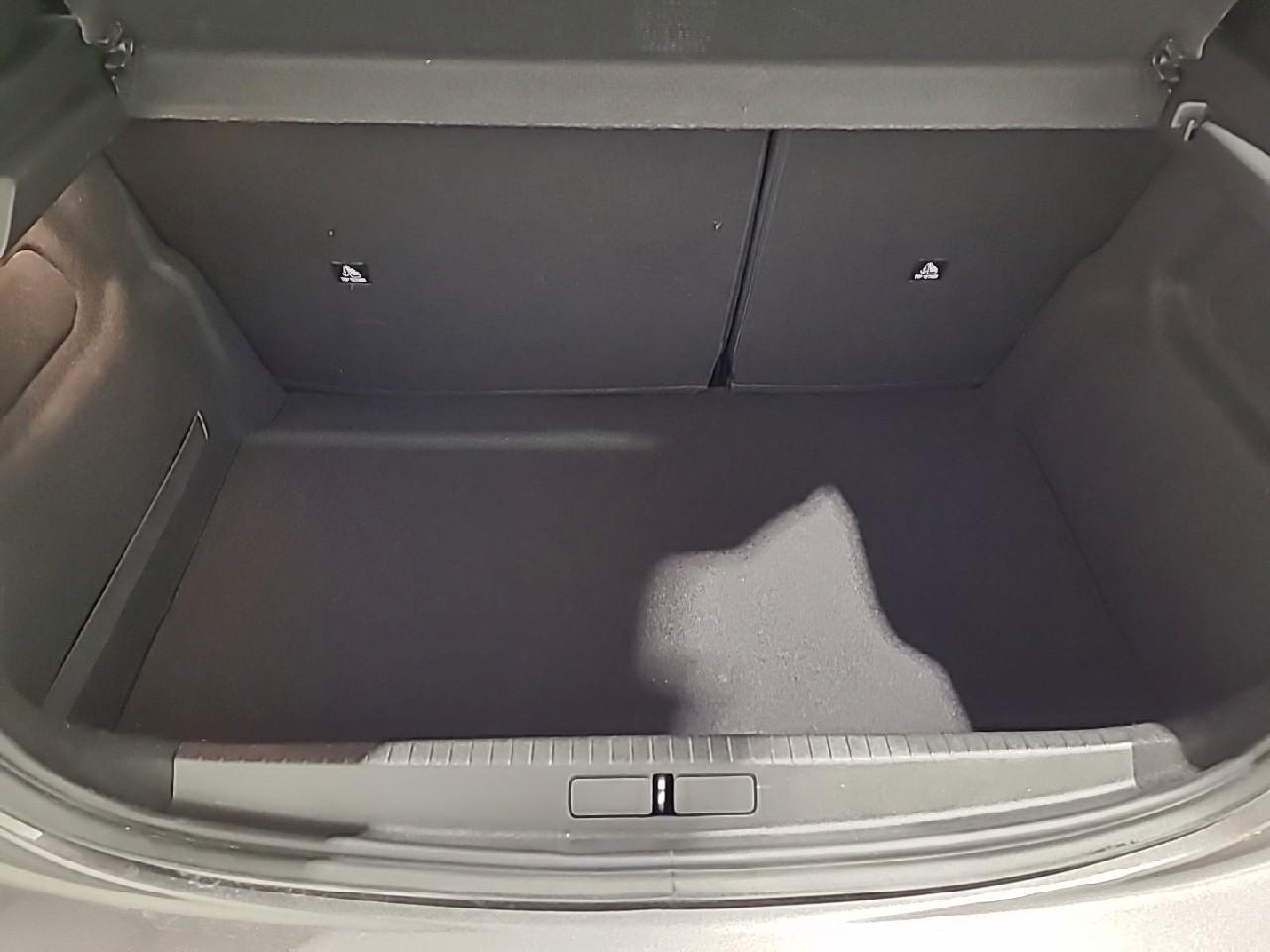 Peugeot 208 puretech 100 s&s bvm6 style — photo 14