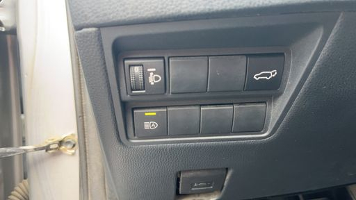 Toyota Yaris Cross 1.5 HSD 116 Hybrid 4WD E-CVT 92 - Collection – 2022 – 89403 km – Hybride essence – Boîte Robotisée — photo 2