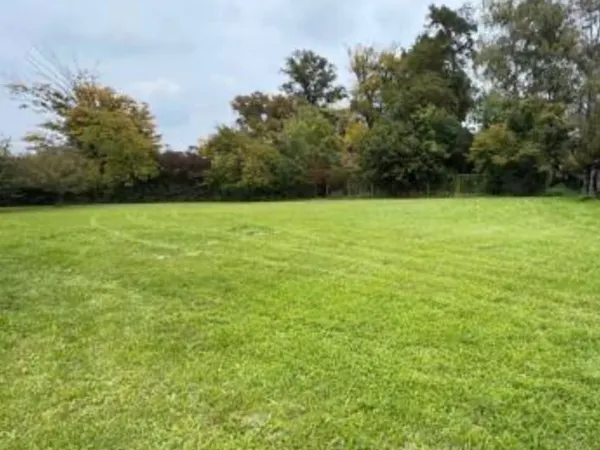 Terrain 800 m² Chuzelles
