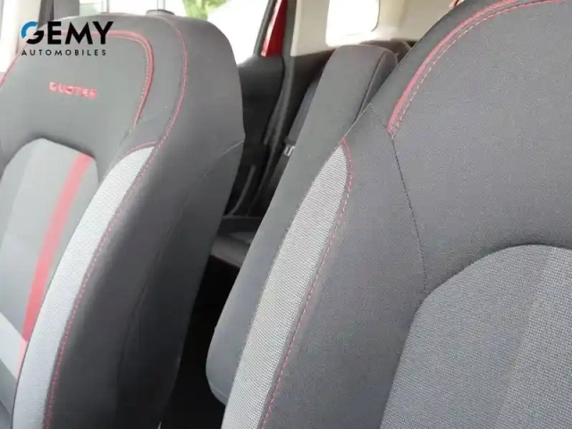 Dacia Duster blue dci 115 4x2 — photo 42