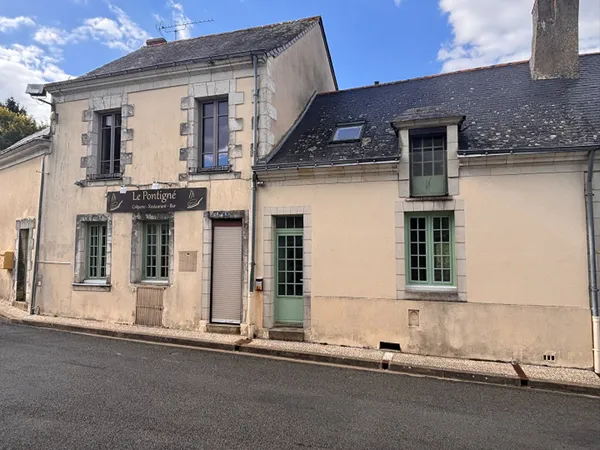 ENSEMBLE IMMOBILIER PONTIGNÉ / BAUGÉ-EN-ANJOU
