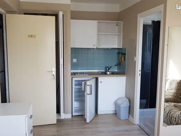 Studio 1 pièce 23 m²