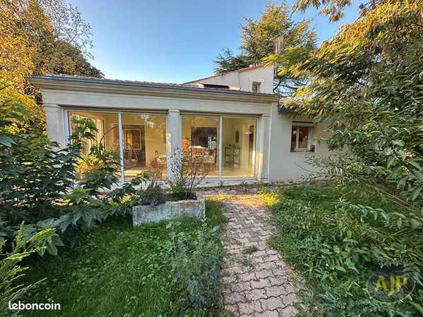 Maison 6 pièces 171 m²