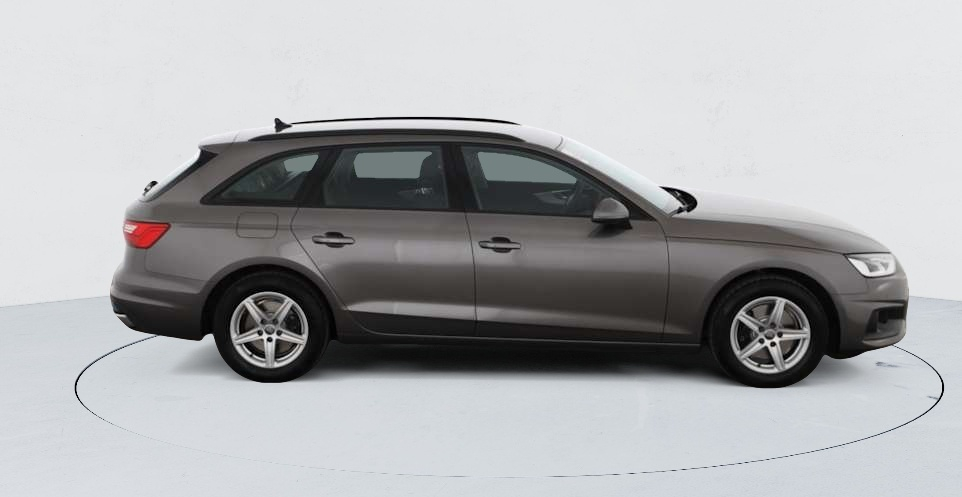 Audi A4 Avant — photo 9
